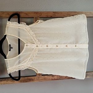 Chiffon Sleeveless Blouse